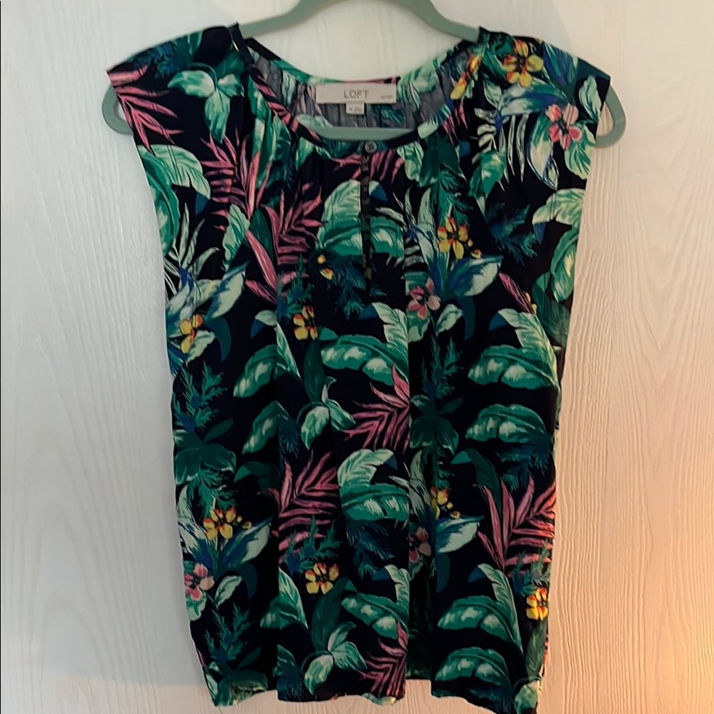 Women’s Loft Blouse!